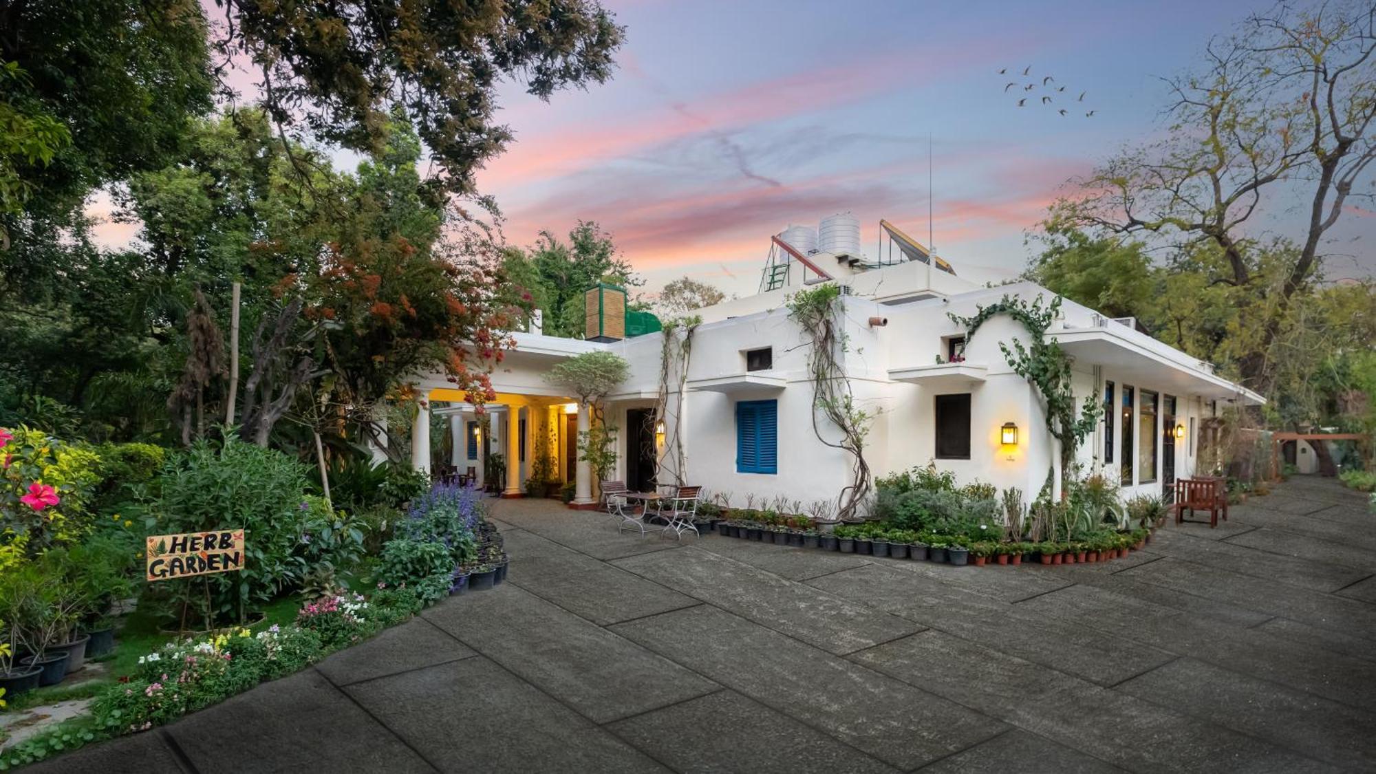 Lutyens Bungalow New Delhi Exteriör bild